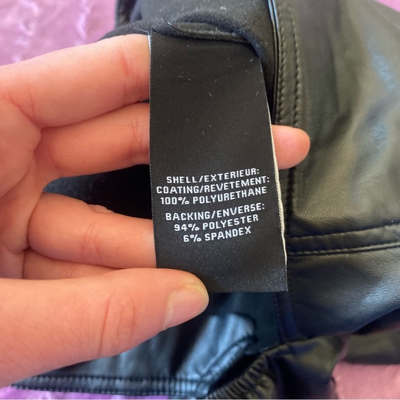 NEW 7 For All Mankind Faux Leather Puff Sleeve Crop Top in Black - Picture 5 of 13